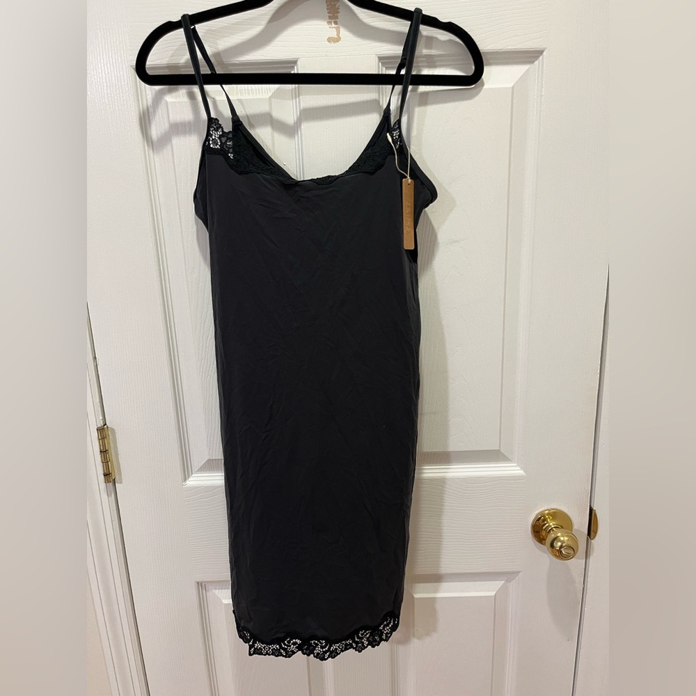SKIMS Fit Everybody Black Lace Trim Slip Dress NWT Size XL